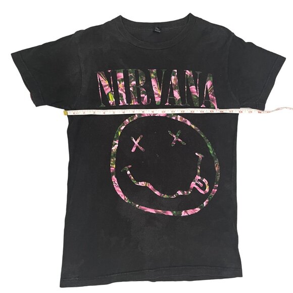 Nirvana Band T-Shirt Women’s Small Black Pink Floral Smiley Face Graphic Tee - Picture 3 of 10